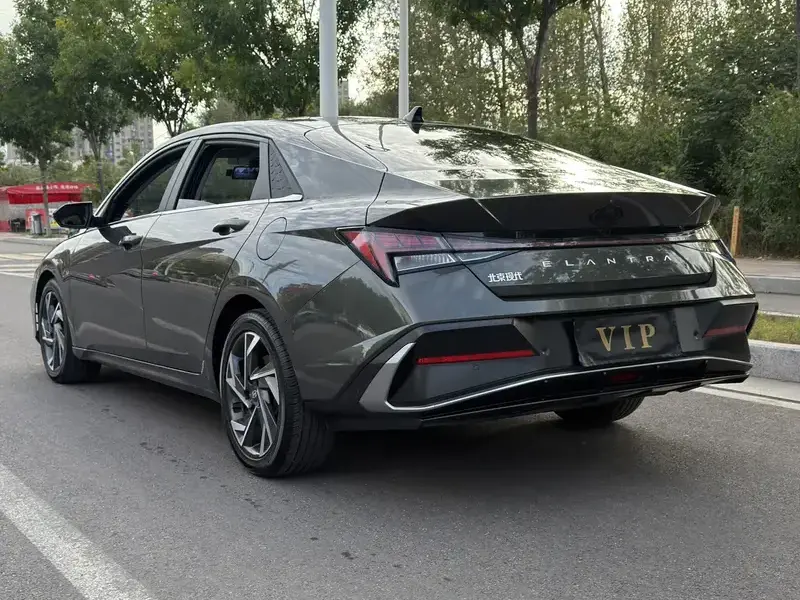2023 Hyundai Elantra Plug-in Hybrid с пробегом 18 000 км