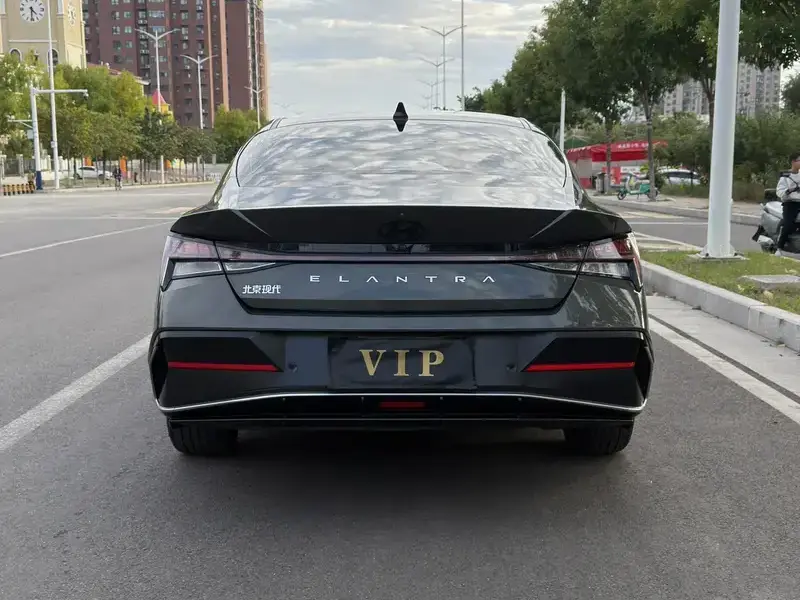 2023 Hyundai Elantra Plug-in Hybrid с пробегом 18 000 км