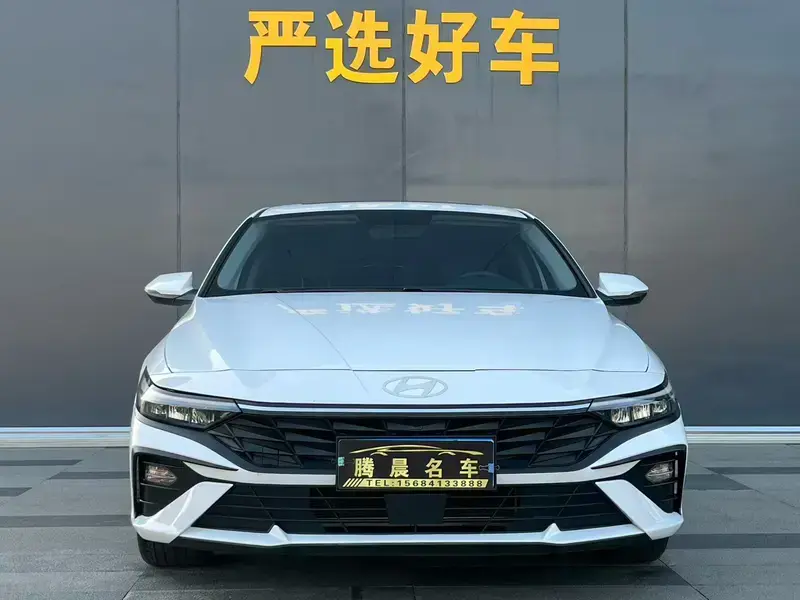 2023 Hyundai Elantra Plug-in Hybrid с пробегом 40 000 км