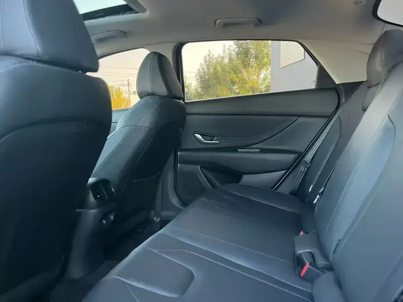 2023 Hyundai Elantra Plug-in Hybrid с пробегом 40 000 км