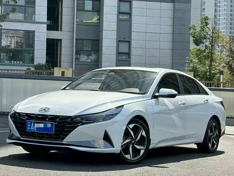 2023 Hyundai Elantra Plug-in Hybrid с пробегом 60 000 км