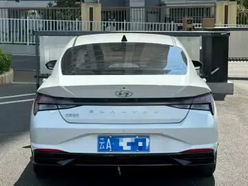 2023 Hyundai Elantra Plug-in Hybrid с пробегом 60 000 км