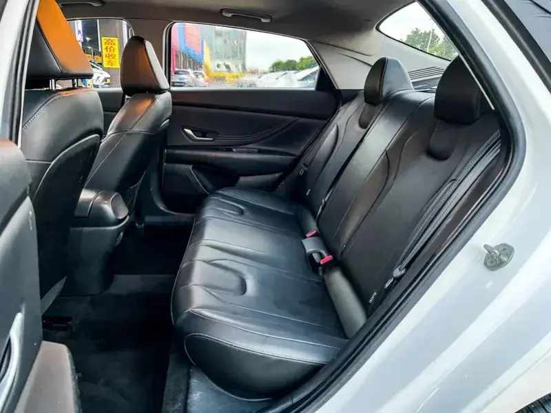 2021 Hyundai Elantra Plug-in Hybrid с пробегом 57 000 км