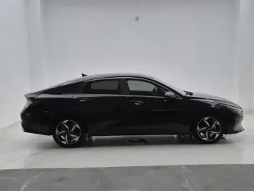 2021 Hyundai Elantra Plug-in Hybrid с пробегом 45 500 км