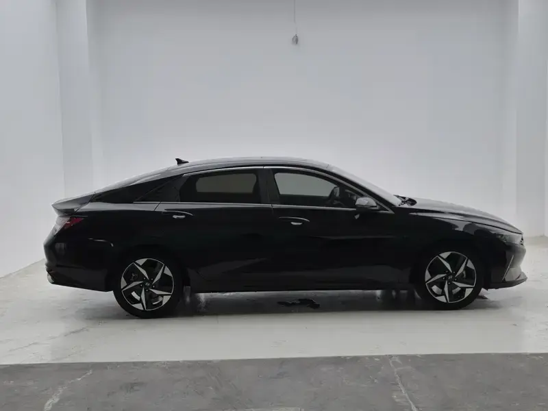 2021 Hyundai Elantra Plug-in Hybrid с пробегом 45 500 км