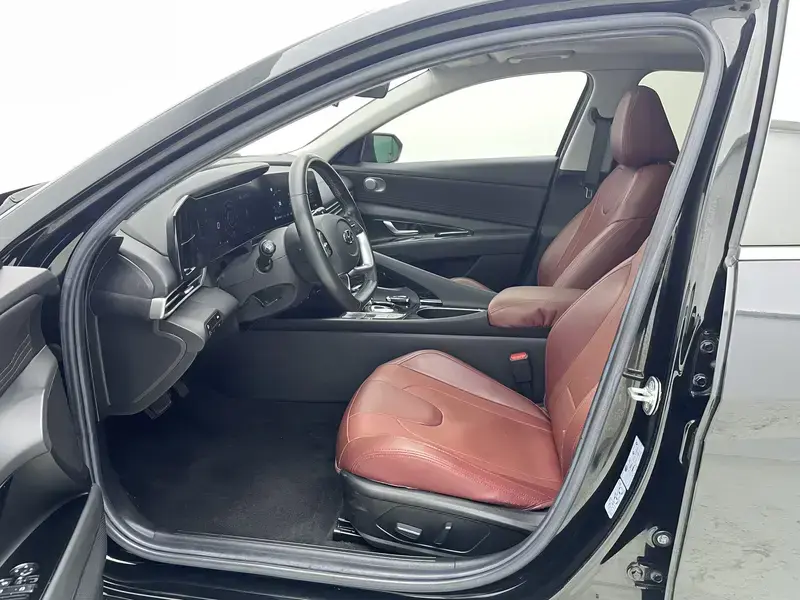 2021 Hyundai Elantra Plug-in Hybrid с пробегом 45 500 км