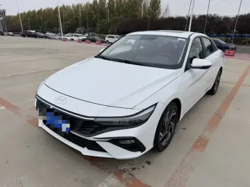 Hyundai Elantra Plug-in Hybrid