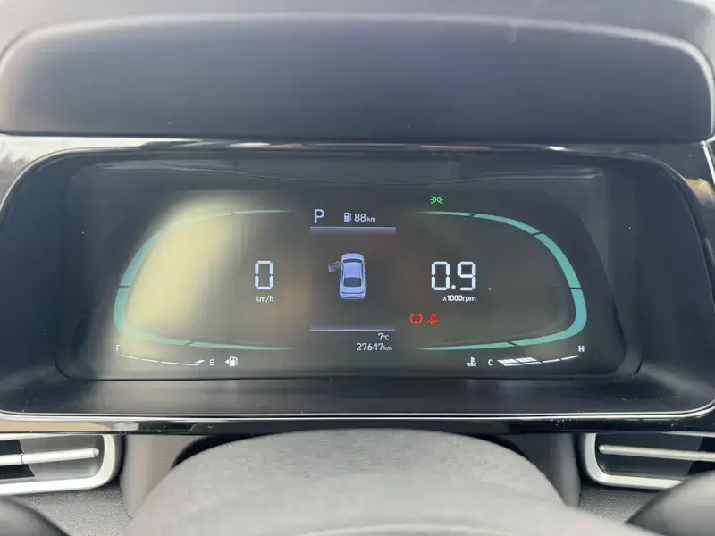 2023 Hyundai Elantra Plug-in Hybrid с пробегом 27 600 км