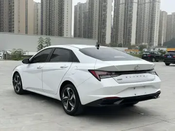 2022 Hyundai Elantra Plug-in Hybrid с пробегом 19 000 км