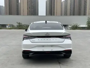 2022 Hyundai Elantra Plug-in Hybrid с пробегом 19 000 км