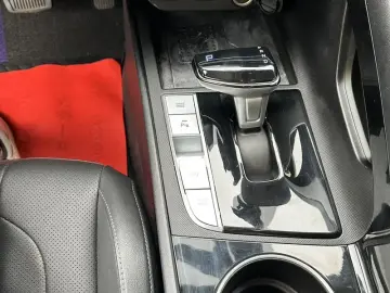 2022 Hyundai Elantra Plug-in Hybrid с пробегом 19 000 км