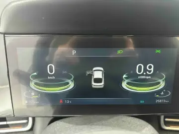2022 Hyundai Elantra Plug-in Hybrid с пробегом 25 800 км