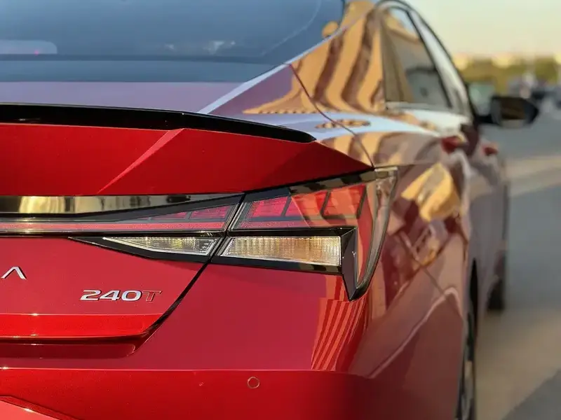 2021 Hyundai Elantra Plug-in Hybrid с пробегом 39 000 км