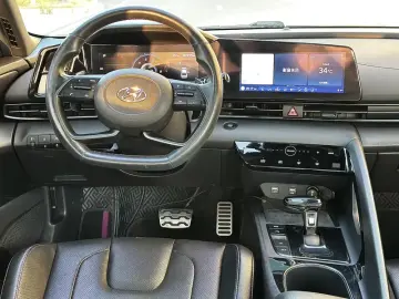 2021 Hyundai Elantra Plug-in Hybrid с пробегом 39 000 км