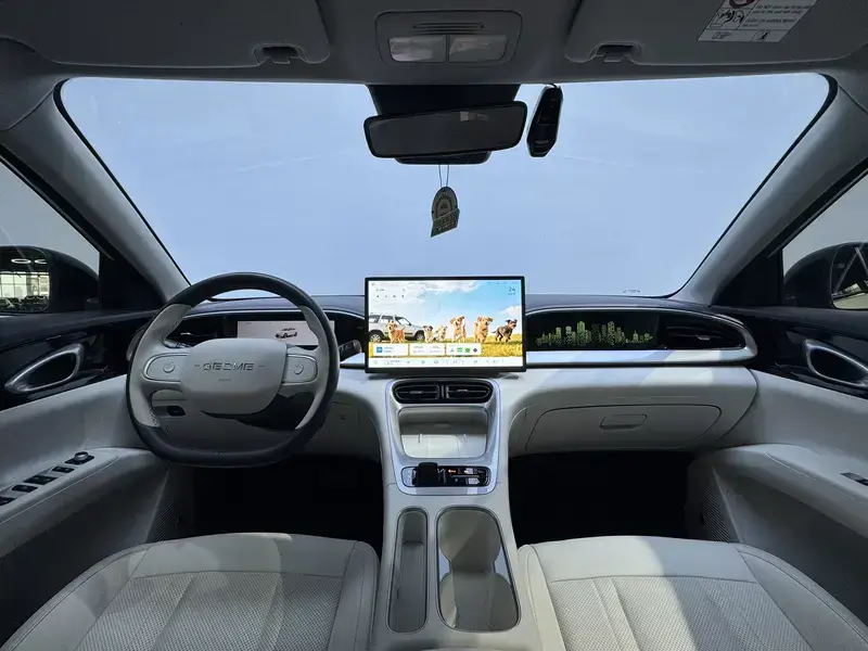 2025 Geely Starry Wish с пробегом 35 200 км