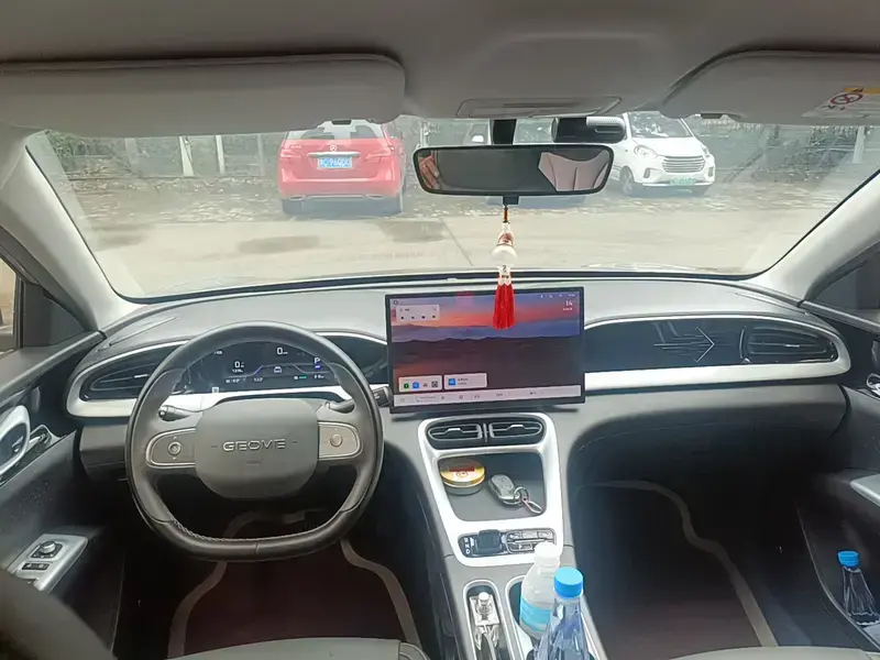 2025 Geely Starry Wish с пробегом 38 200 км