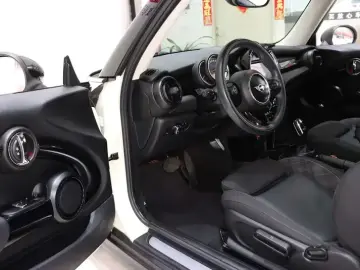 2018 Mini Electric MINI COOPER с пробегом 37 000 км