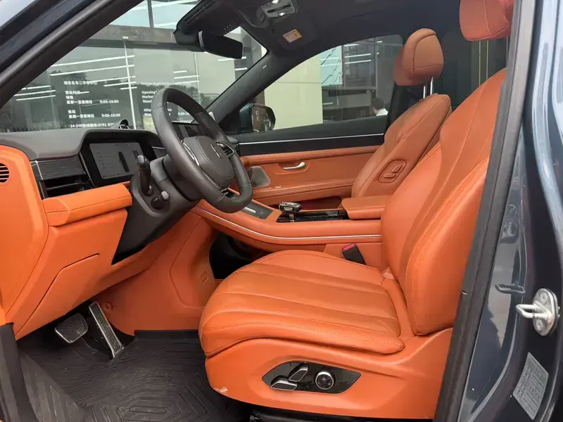 2024 Aito AITO M7 с пробегом 44 000 км