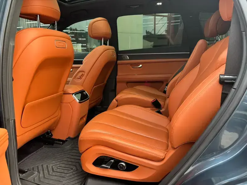 2024 Aito AITO M7 с пробегом 44 000 км