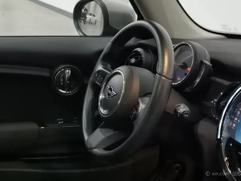 2022 Mini Electric MINI COOPER с пробегом 33 000 км