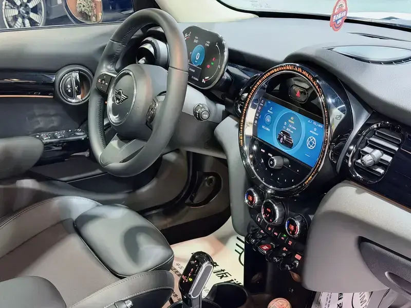 2023 Mini Electric MINI COOPER с пробегом 30 200 км