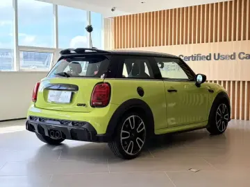 2023 Mini Electric MINI COOPER с пробегом 19 000 км