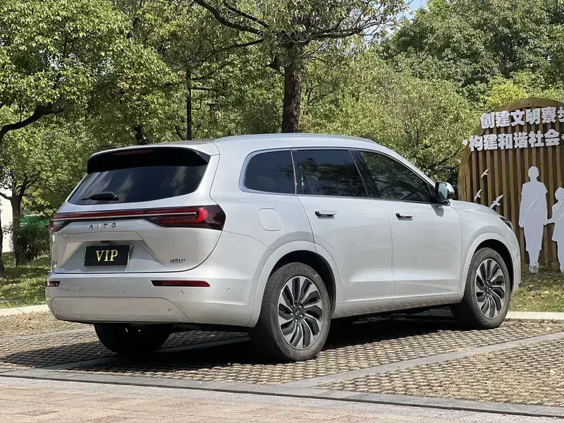 2024 Aito AITO M7 с пробегом 54 000 км