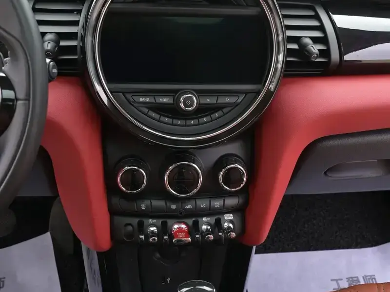 2019 Mini Electric MINI COOPER с пробегом 24 500 км