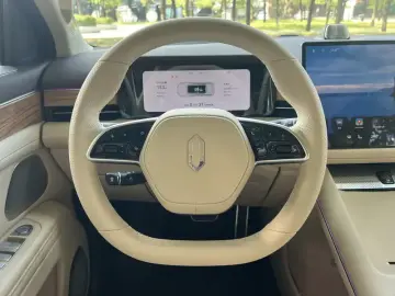 2024 Aito AITO M7 с пробегом 54 000 км