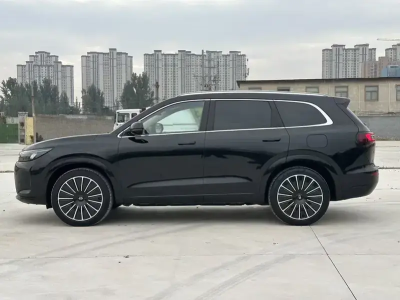 2022 Aito AITO M7 с пробегом 32 000 км