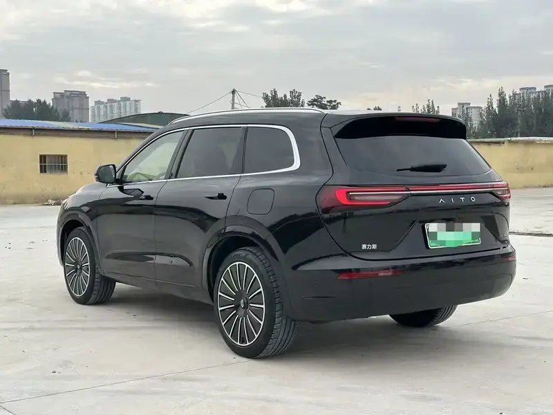 2022 Aito AITO M7 с пробегом 32 000 км