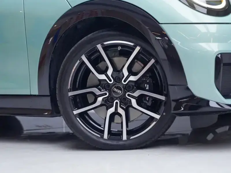 2025 Mini Electric MINI COOPER с пробегом 100 км