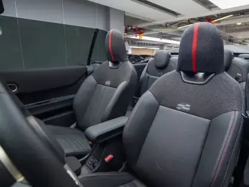 2025 Mini Electric MINI COOPER с пробегом 100 км