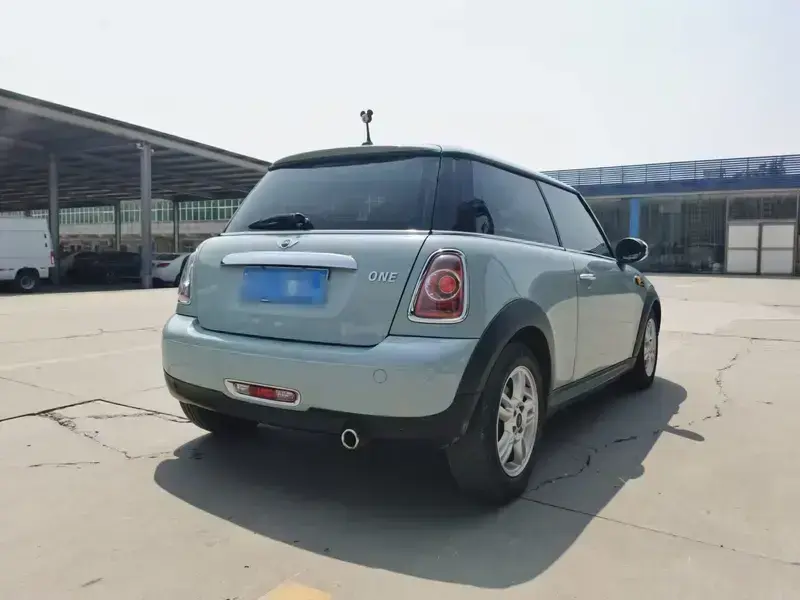 2012 Mini Electric MINI COOPER с пробегом 140 000 км
