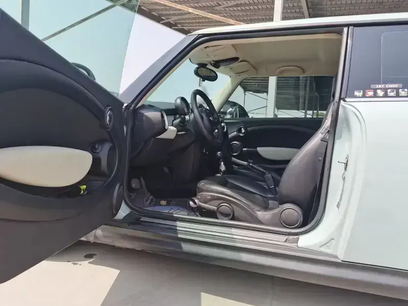 2012 Mini Electric MINI COOPER с пробегом 140 000 км