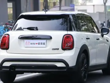 2022 Mini Electric MINI COOPER с пробегом 24 000 км