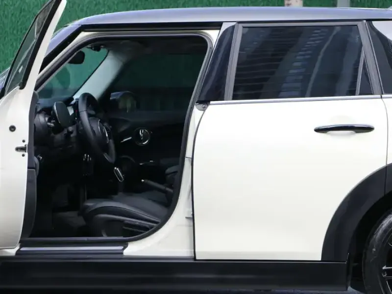 2022 Mini Electric MINI COOPER с пробегом 24 000 км