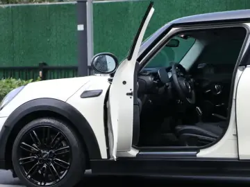 2022 Mini Electric MINI COOPER с пробегом 24 000 км