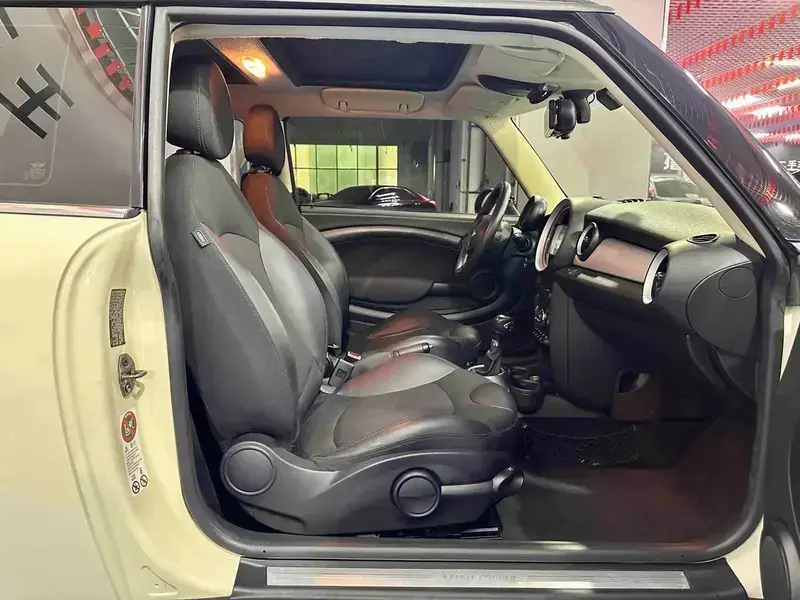 2012 Mini Electric MINI COOPER с пробегом 77 000 км
