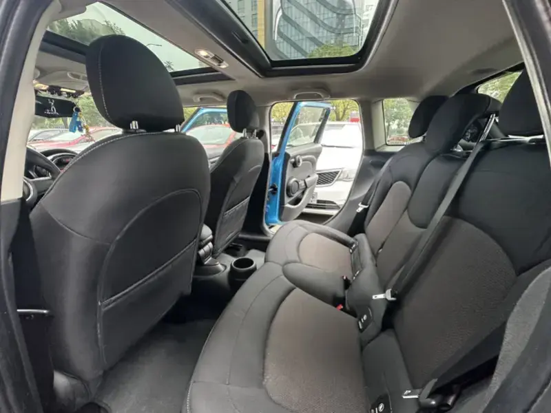 2016 Mini Electric MINI COOPER с пробегом 60 000 км