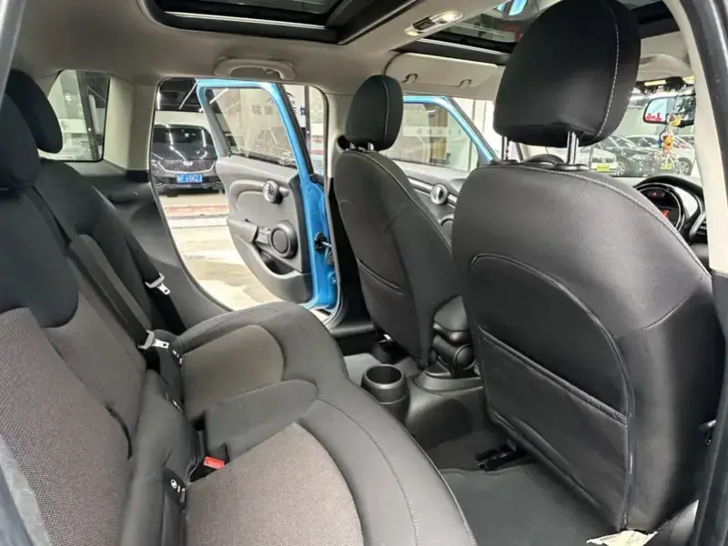 2016 Mini Electric MINI COOPER с пробегом 60 000 км