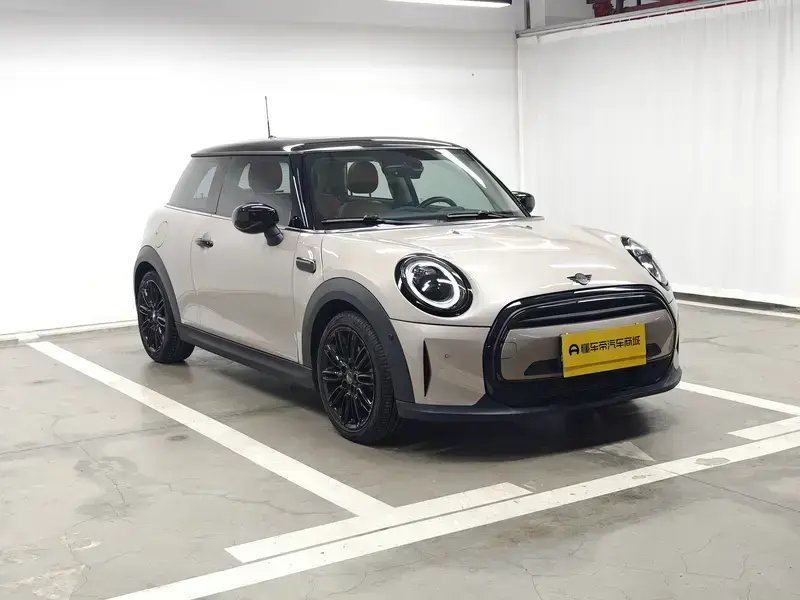 2022 Mini Electric MINI COOPER с пробегом 46 300 км