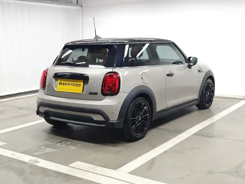 2022 Mini Electric MINI COOPER с пробегом 46 300 км
