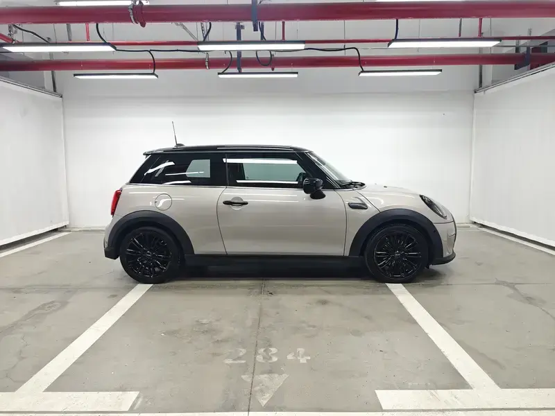 2022 Mini Electric MINI COOPER с пробегом 46 300 км