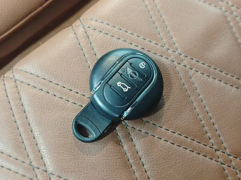 2022 Mini Electric MINI COOPER с пробегом 46 300 км
