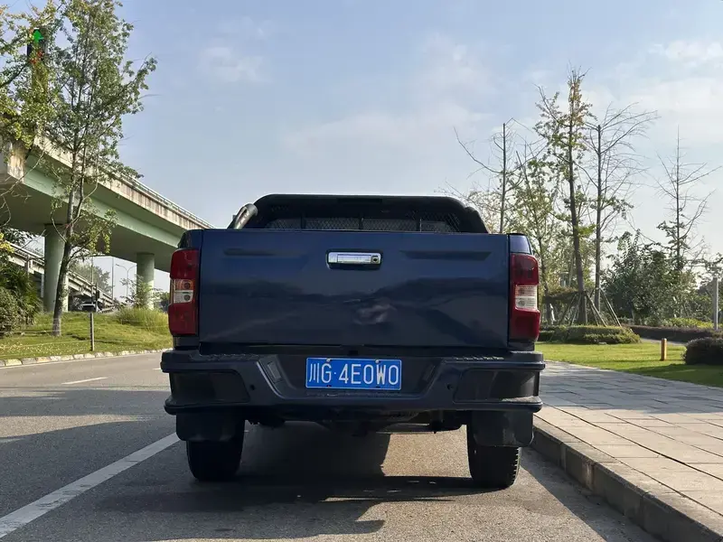 2021 Isuzu TAGA Daka с пробегом 80 000 км
