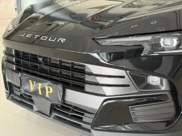 2025 JETOUR Dasheng i-DM с пробегом 20 000 км