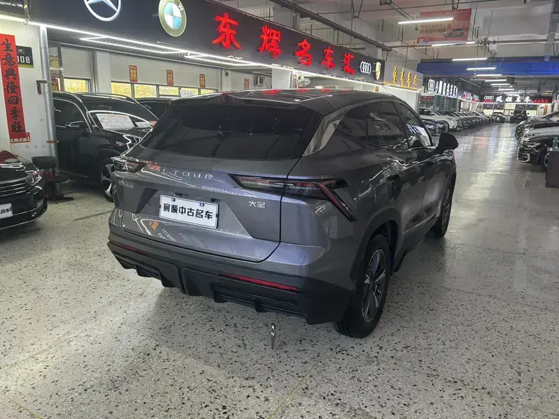 2023 JETOUR Dasheng i-DM с пробегом 23 000 км