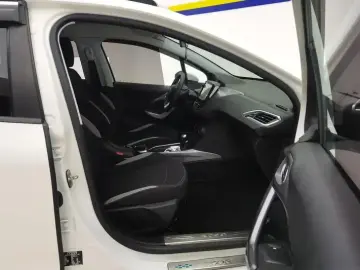 2014 Peugeot e2008 с пробегом 91 000 км