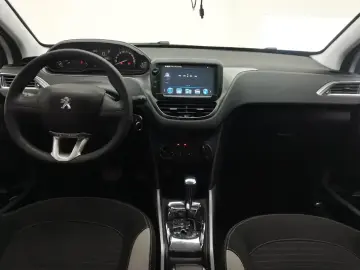 2014 Peugeot e2008 с пробегом 91 000 км
